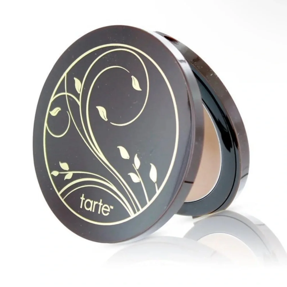 Tarte Amazonian Clay Compact Foundation NWOT
